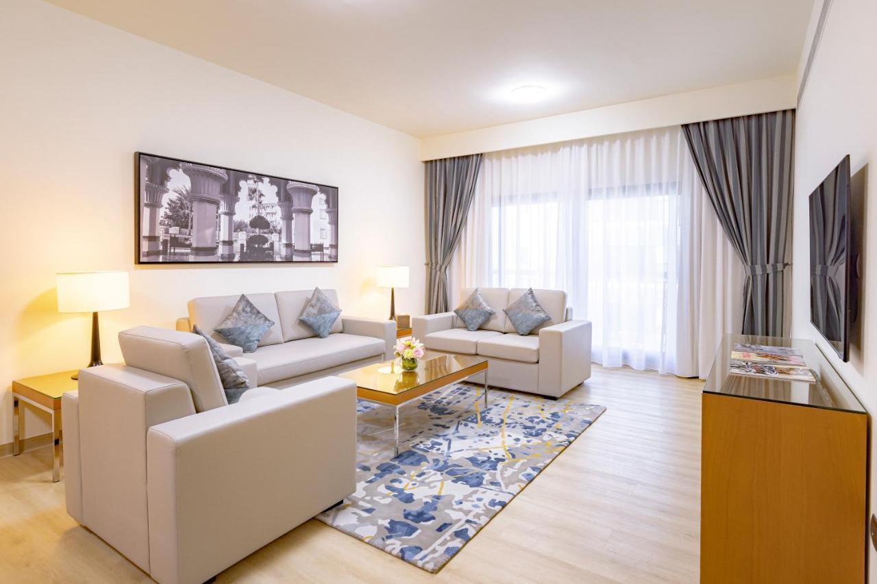 Golden Sands Suites ดูไบ ภายนอก รูปภาพ
