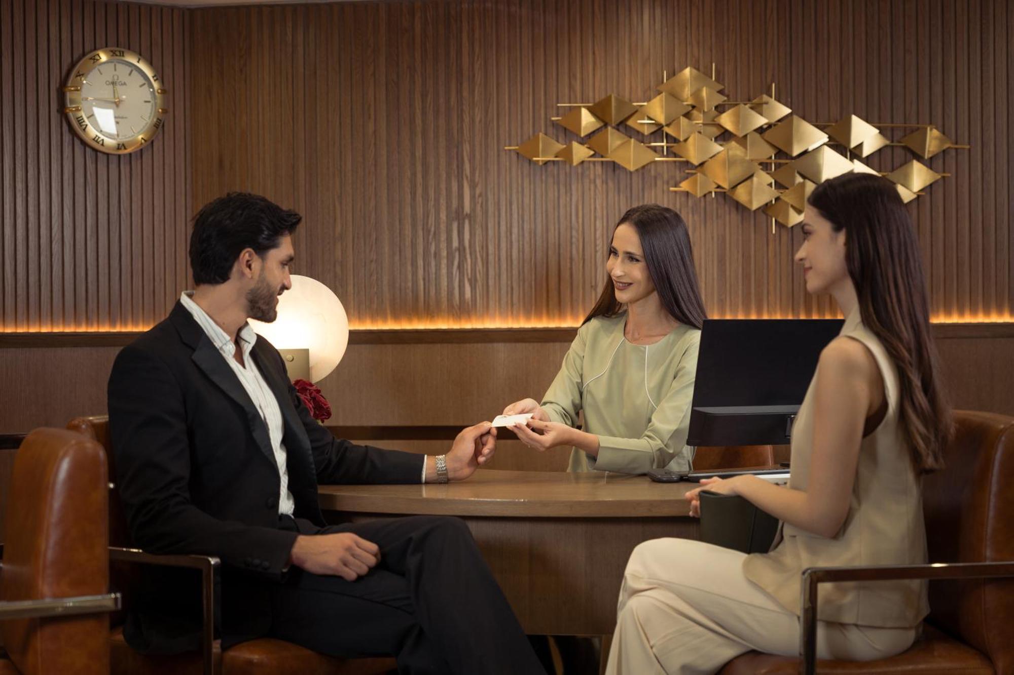 Golden Sands Suites ดูไบ ภายนอก รูปภาพ