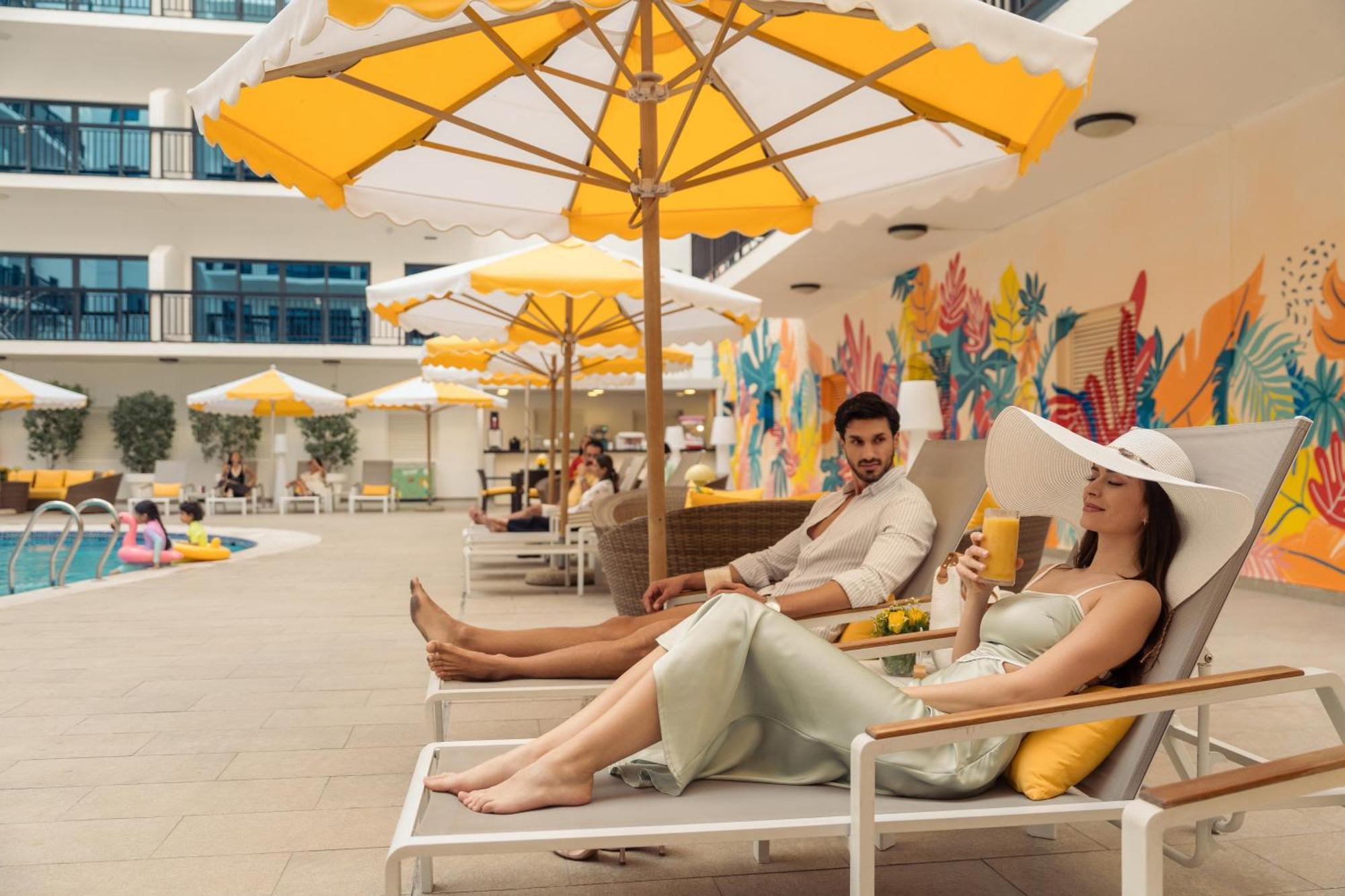 Golden Sands Suites ดูไบ ภายนอก รูปภาพ
